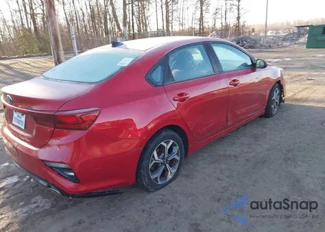 2019 Kia Forte Lxs z USA, uszkodzony, nr VIN 3KPF24AD9KE111704